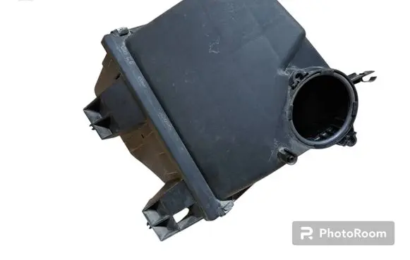 Audi A6 S6 C5 4B Air filter box 4B0133837 059133843