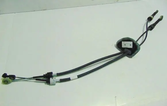 Renault Megane I Gear shift cable linkage 