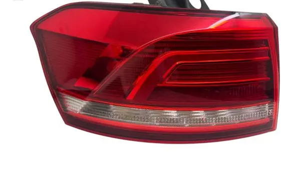 Volkswagen PASSAT B8 Rear/tail lights 3G9945095B