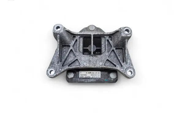 Mercedes-Benz GLC X253 C253 Gearbox mount A2052402500