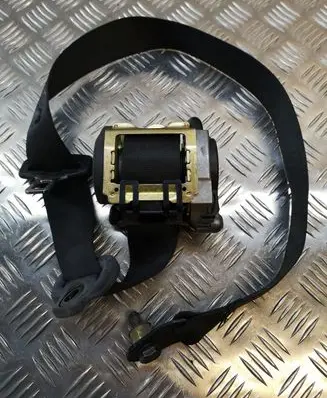 Mercedes-Benz Vaneo W414 Rear seatbelt 561009901 020L005V 0103AJ4102