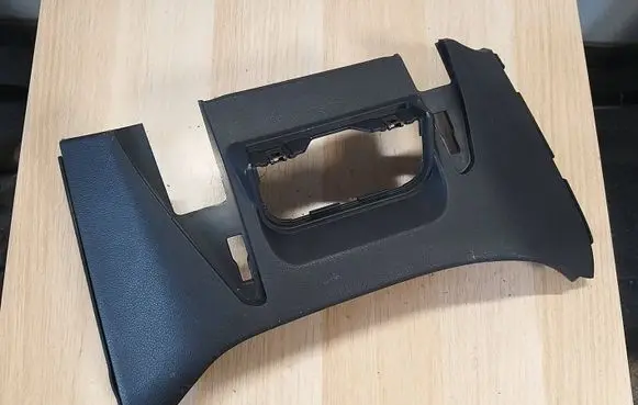 KIA Rio Dashboard center trim panel 847611W000