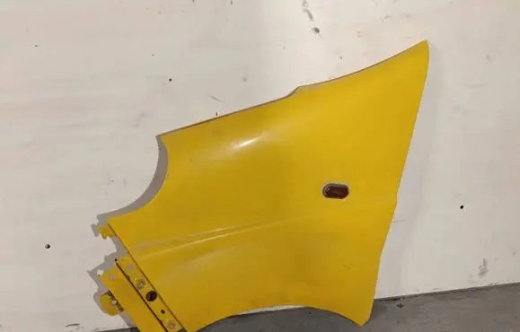 Renault Trafic II (X83) Fender