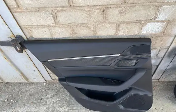 Peugeot 508 II Rear door card panel trim 98373134ZD