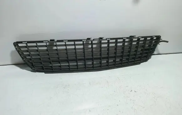 Opel Vectra C Front bumper lower grill 13182906 906000003 551004542