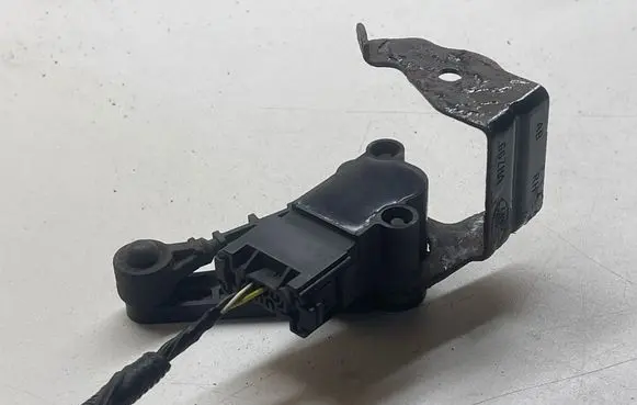 Land Rover Range Rover Sport L494 Headlight/headlamp level sensor CPLA3D026AA 14190 304092