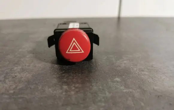 Seat Ibiza III (6L) Hazard light switch 6L1953235A