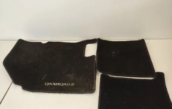 Nissan Qashqai+2 Car floor mat set 