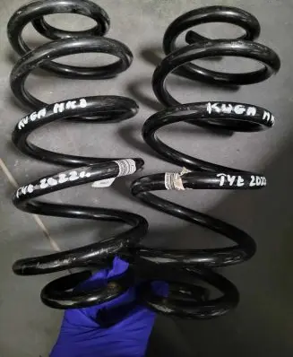 Ford Kuga III Rear coil spring