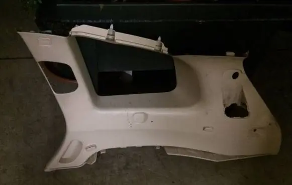 Subaru Tribeca (D)pillar trim (top) 94015XA40A