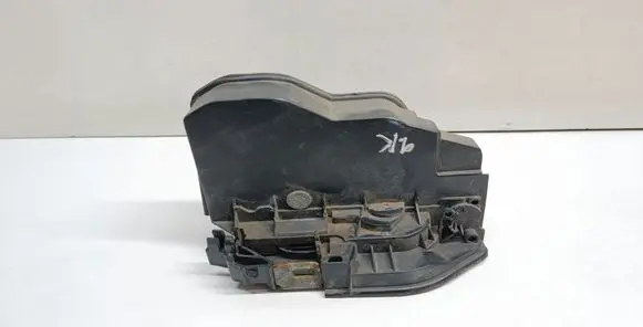 BMW 7 E65 E66 Rear door lock 7154629