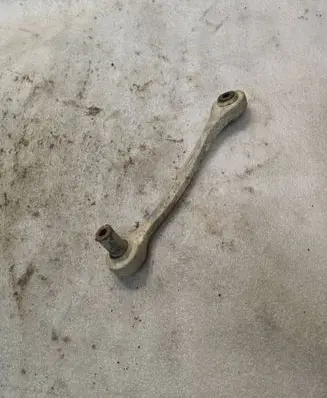 Audi A8 S8 D2 4D Rear control arm 4D0501529F