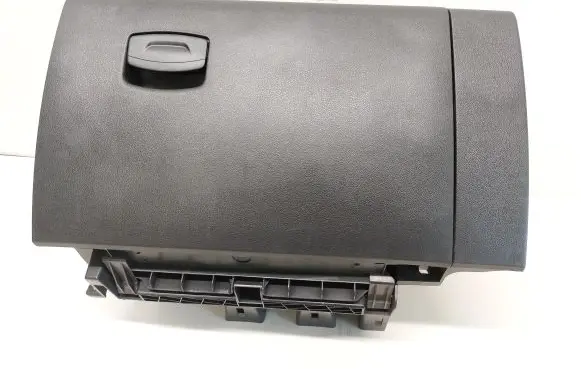 Renault Kadjar Glove box