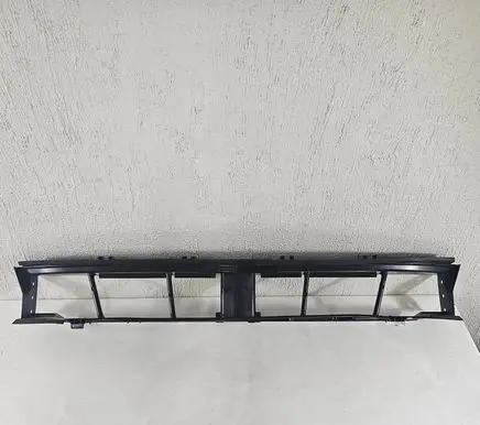 BMW 5 G30 G31 G38 Intercooler air guide/duct channel 946420905