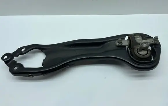 Chrysler Pacifica Rear upper control arm/wishbone 68470299AA 68470299