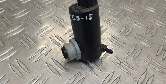 Toyota Aygo AB40 Windscreen/windshield washer pump 1032550001