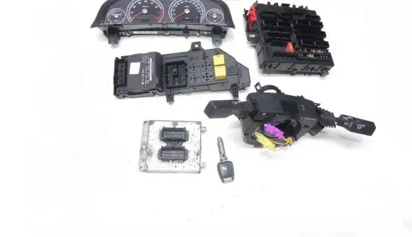 Engine ECU kit and lock set