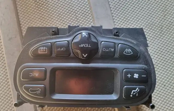 Peugeot 307 Climate control unit 96430991XT