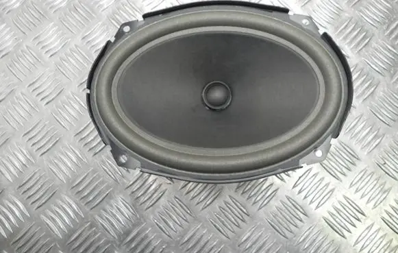 Mini One - Cooper Coupe R56 Front door high frequency speaker 65133422636 R1540