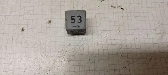 Audi A6 S6 C4 4A Other relay 141951253B 053