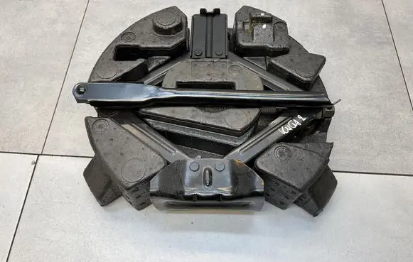 Ford Kuga II Lift Jack CV6917A078AB