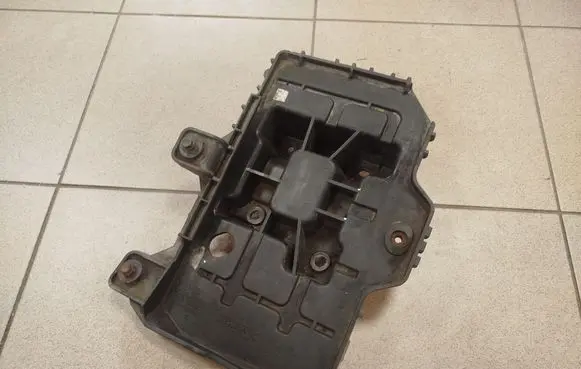 KIA Optima Battery tray 37150D4000