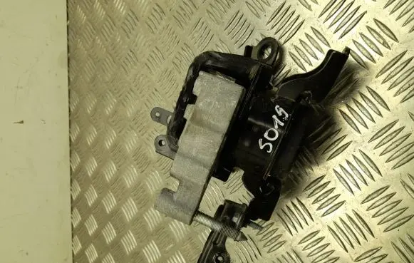 Toyota RAV 4 (XA50) Engine mount bracket N5130662