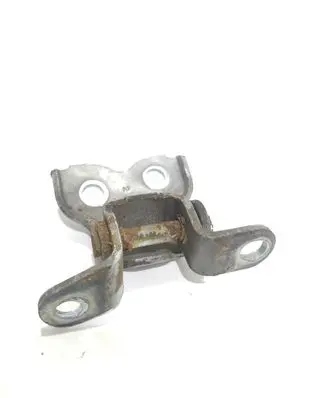 Toyota Avensis T250 Front door lower hinge 