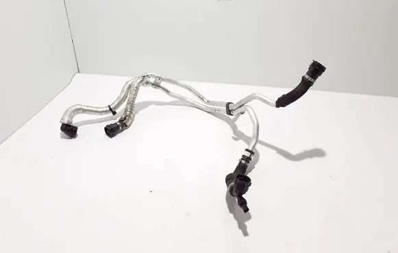 BMW 5 G30 G31 G38 Brake vacuum hose/pipe 8596395