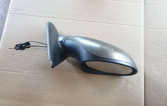 Seat Toledo II (1M) Manual wing mirror 010763 1M0857934A