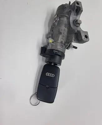 Audi A4 S4 B6 8E 8H Ignition lock 4B0905851F
