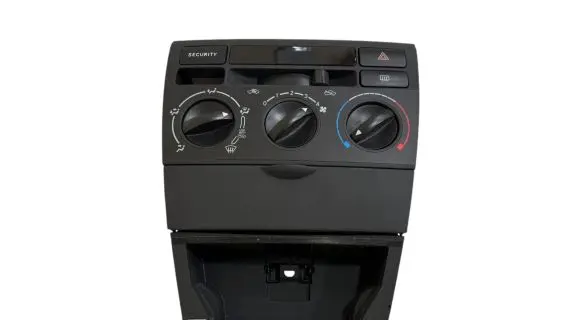 Toyota Corolla E120 E130 Climate control unit 5553302040
