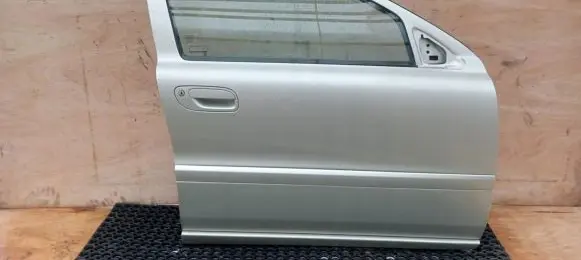 Volvo S80 Front door