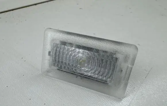 Tesla Model S Other interior light 1INJ907000 100715100E