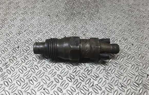 Peugeot 406 Fuel injector KCA17S42