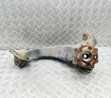 BMW X1 F48 F49 Rear wheel hub 8842880
