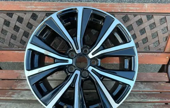 Ford Puma R17 alloy rim 