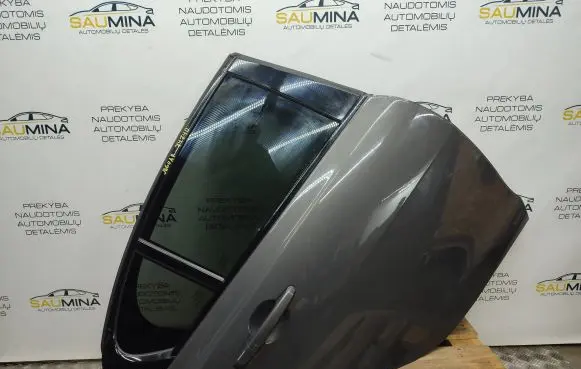 Jaguar XE Rear door