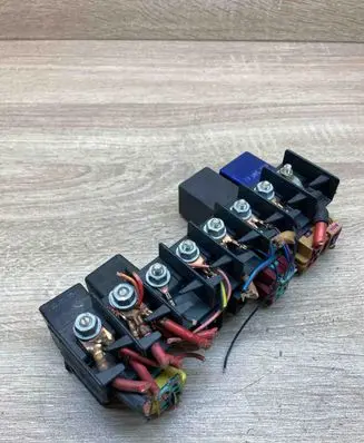 Audi A4 S4 B5 8D Fuse box set 4A0941822 896046