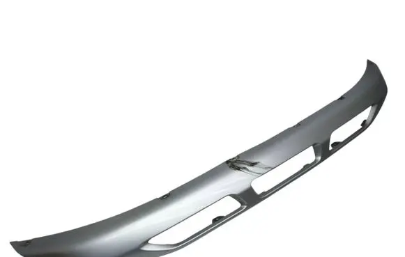 Front bumper lip
