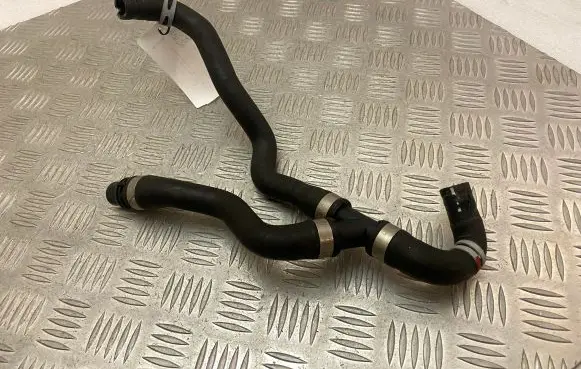 Volvo XC90 Engine coolant pipe/hose 31439694