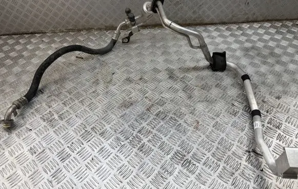 Volvo XC60 Air conditioning (A/C) pipe/hose 31497390