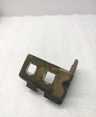 Jeep Cherokee Front splash guards bracket 4362104J