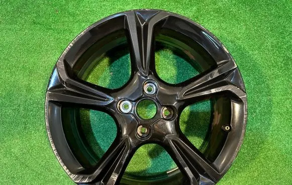 Opel Corsa F R17 alloy rim 