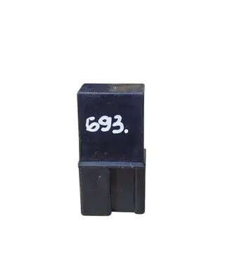 Mitsubishi Colt Other relay MB629083