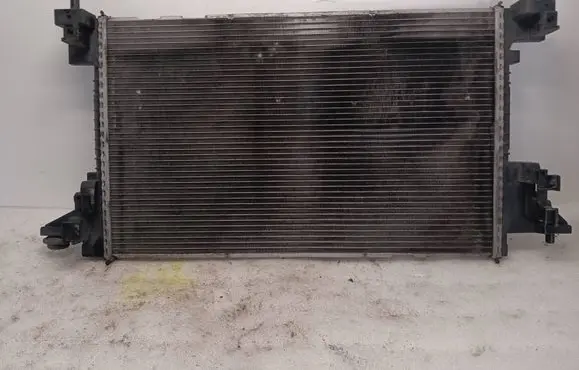 Opel Ampera Coolant radiator 22839735 973526375