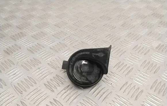 BMW 1 F20 F21 Horn signal 8052114