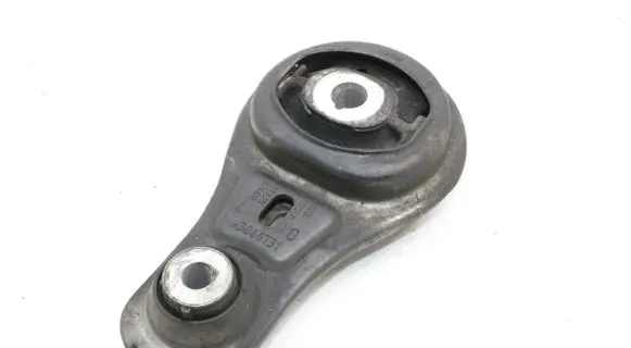 Nissan NV300 Gearbox mounting bracket 8200675206