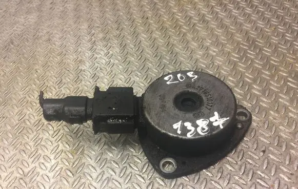 Mercedes-Benz C W203 Camshaft pulley/ VANOS 2710510177 A2710510177