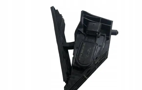 Mercedes-Benz GLC X253 C253 Accelerator throttle pedal A2543000000